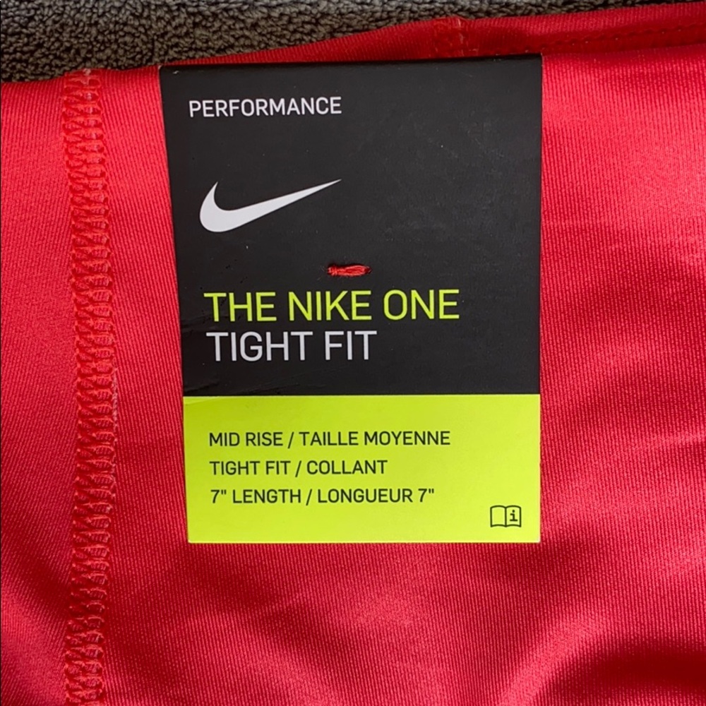 Nike performance tight shorts. Dry-fit technology - Picture 8 of 13